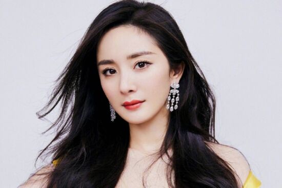 Mỹ nhân đình đám Cbiz sở hữu body cực phẩm cùng làn da phát sáng nhờ bí quyết này