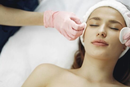 Tất tần tật về việc chăm sóc da trước và sau khi nặn mụn