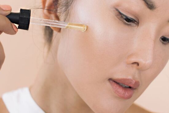 2 thành phần làm sạch và chống lão hóa đỉnh chóp nhưng khi dùng phải lưu ý điều quan trọng sau