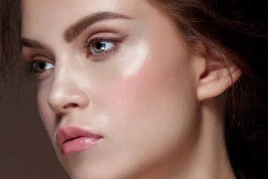 Mách nàng các bước cách trang điểm Pearl Skin – xu hướng đang “dậy sóng” trên TikTok 2024