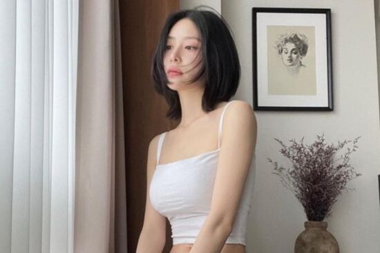 Mách bạn các bài tập đơn giản tại nhà giúp săn chắc vòng 1