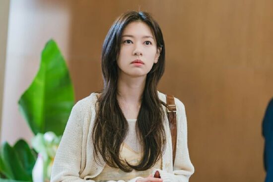 Nữ chính Love Next Door bật mí tuyệt chiêu để vẻ ngoài luôn như đôi mươi