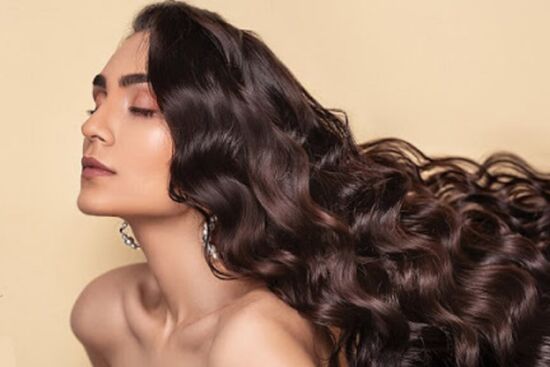 4 loại vitamin nuôi dưỡng mái tóc chắc khỏe, suôn mượt từ bên trong