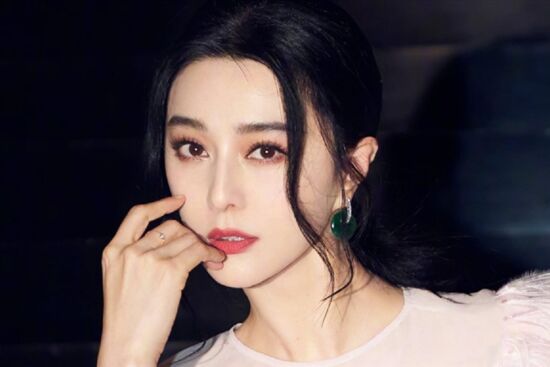 Phạm Băng Băng và những cách làm đẹp có 1 không 2: Lười gội đầu và đắp mặt nạ mọi lúc mọi nơi