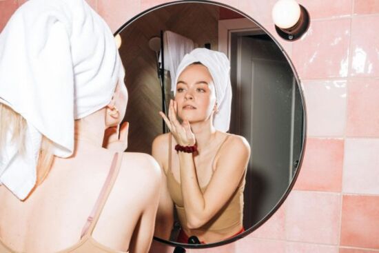 5 sai lầm khi rửa mặt gây nổi mụn và cách khắc phục để da sáng khỏe