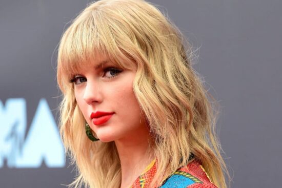 Taylor Swift tuân thủ nghiêm các bí quyết này để giữ cho vẻ ngoài luôn hoàn hảo