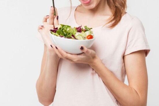 Bí quyết duy trì vóc dáng đẹp ngày Tết, ăn thả ga không lo tăng cân