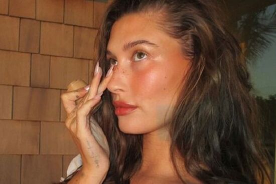 Xu hướng trang điểm trái cây đỏ mọng giúp nàng tỏa sáng