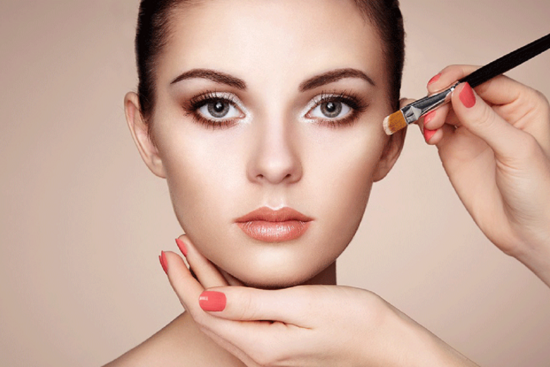 Bật mí gợi ý giúp chị em trang điểm an toàn mà vẫn giữ được làn da khỏe mạnh