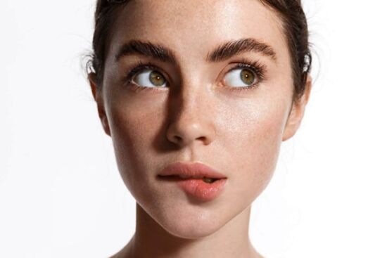 4 món đồ có thể là 'kẻ thù' khiến da xuống cấp nếu không được vệ sinh thường xuyên