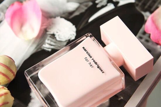 Review nước hoa Narciso hồng (Narciso Rodriguez For Her EDP)