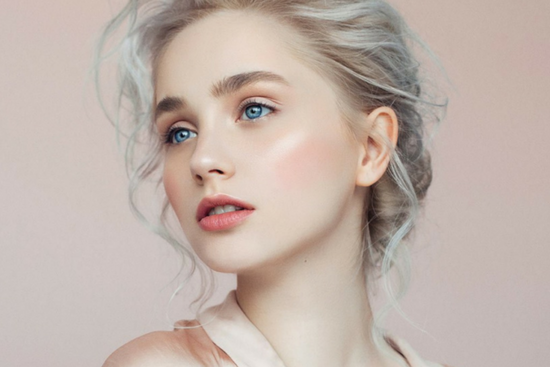 Các loại vitamin dưỡng ẩm khiến da khô trở nên căng mướt