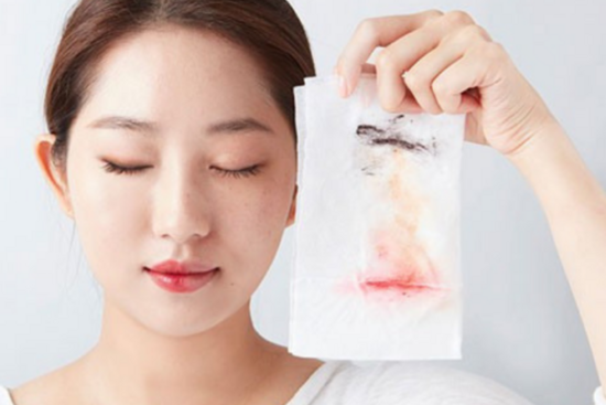 Hướng dẫn tẩy trang đúng cách để da khỏe đẹp và sạch mụn